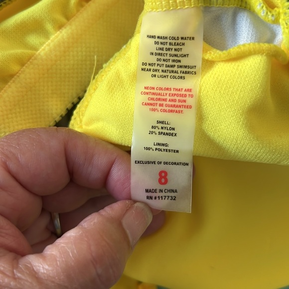 Bright yellow swimsuit top, razorback in a size 8, new never worn - Picture 3 of 5